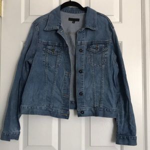Uniqlo Cropped Jean Jacket